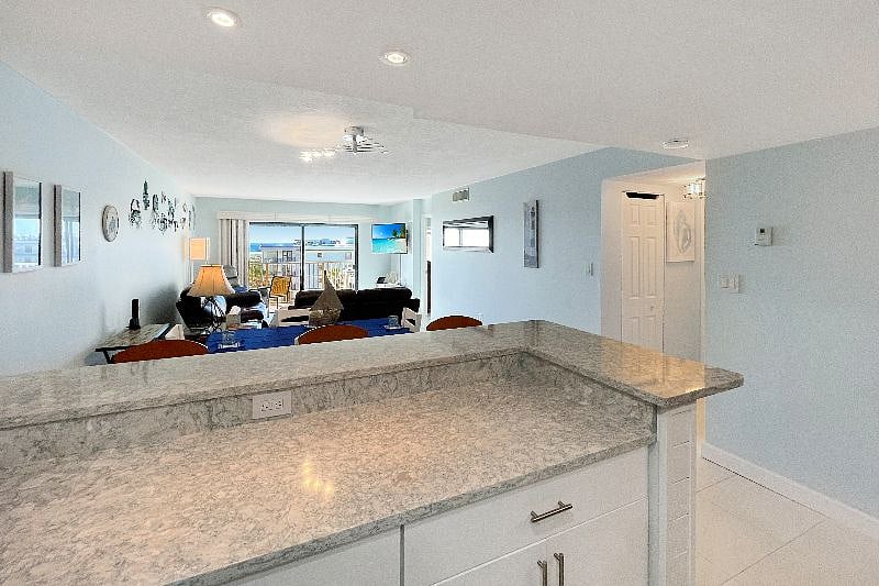 Furnished Finder property 377994_1 photo 9