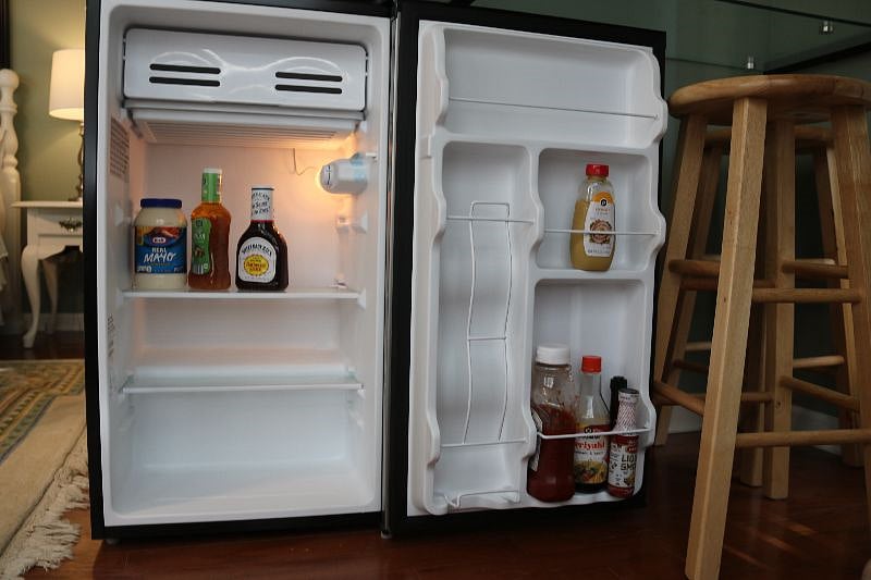 Midi-Fridge with Condiments
