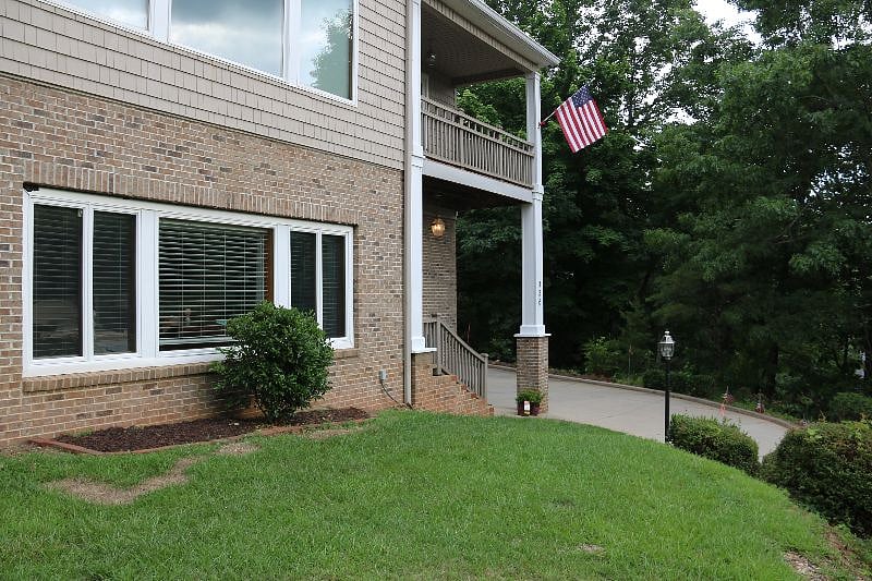 Furnished Finder property 378120_2 photo 23