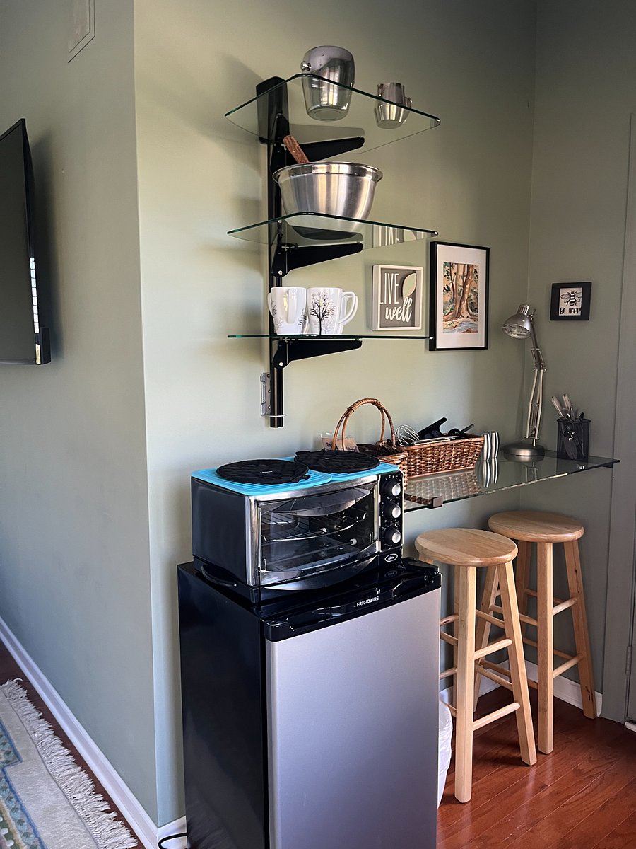 Breakfast Bar