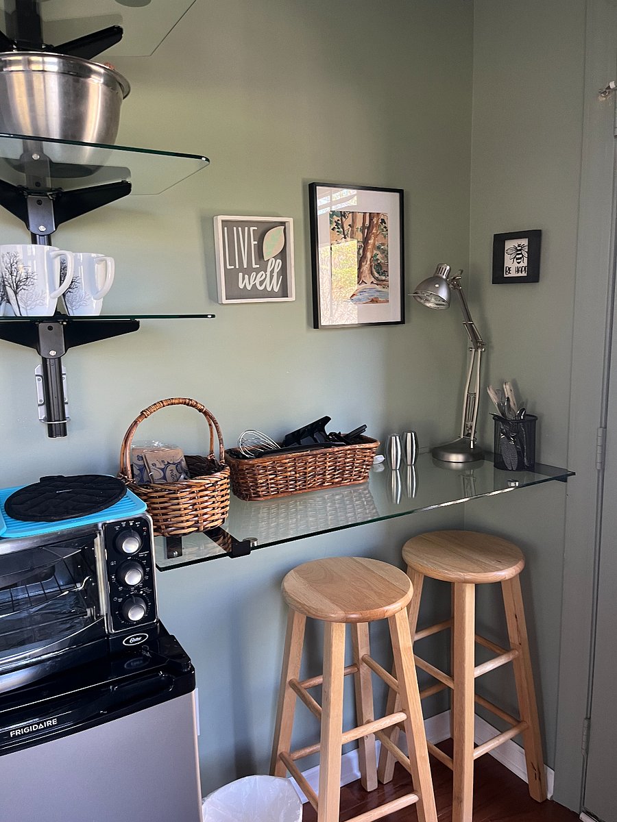 Snacks and Gadgets at Breakfast Bar