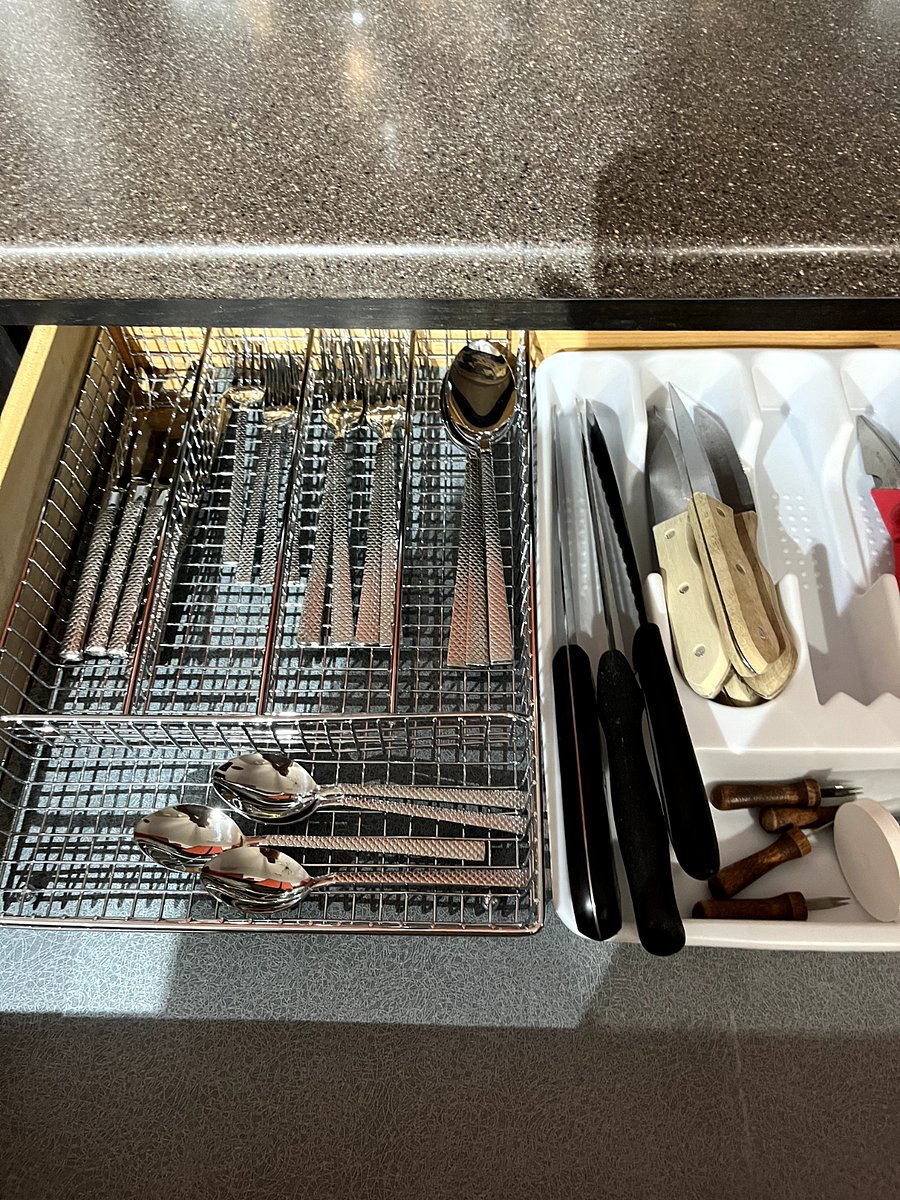 Kitchen Flatware