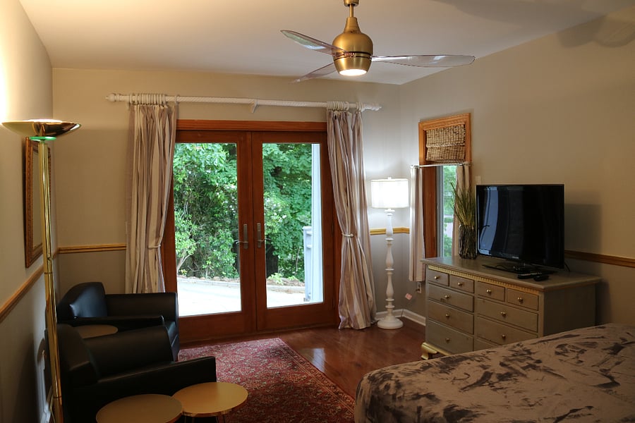 Sitting Area seen from Hallway