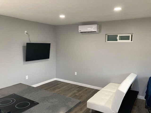 Furnished Finder property 378122_1 photo 3
