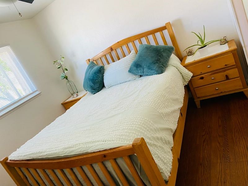 Furnished Finder property 378136_1 photo 3