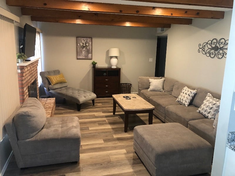 Furnished Finder property 378184_1 photo 1