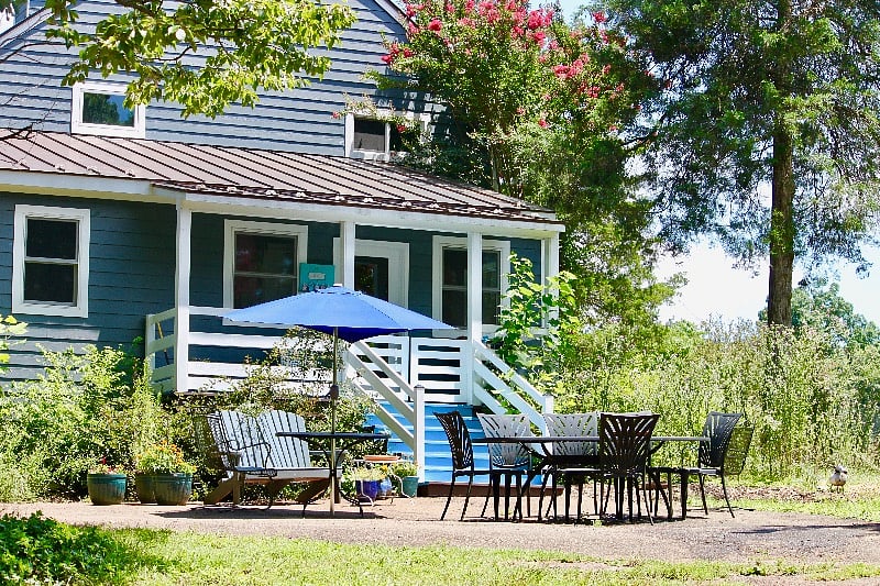 Partial view of the side entrance and porch.