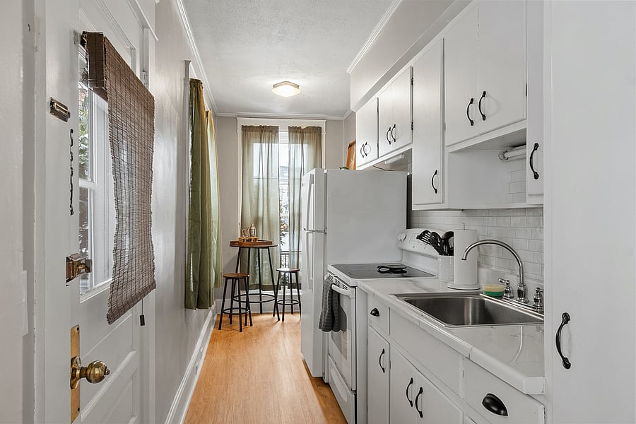 Furnished Finder property 378291_1 photo 7