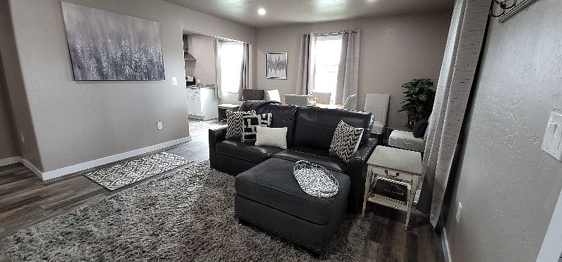 Furnished Finder property 378392_1 photo 3