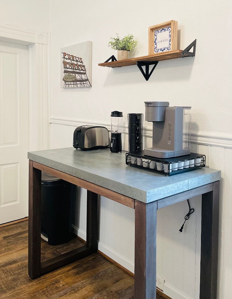 coffee / tea bar