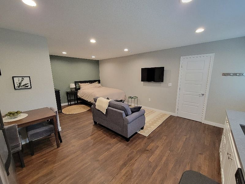 Furnished Finder property 378412_1 photo 13