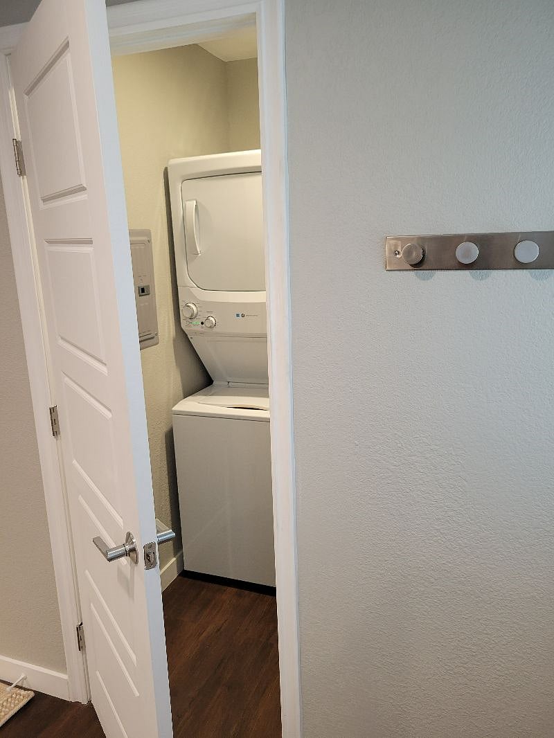 Furnished Finder property 378412_1 photo 21