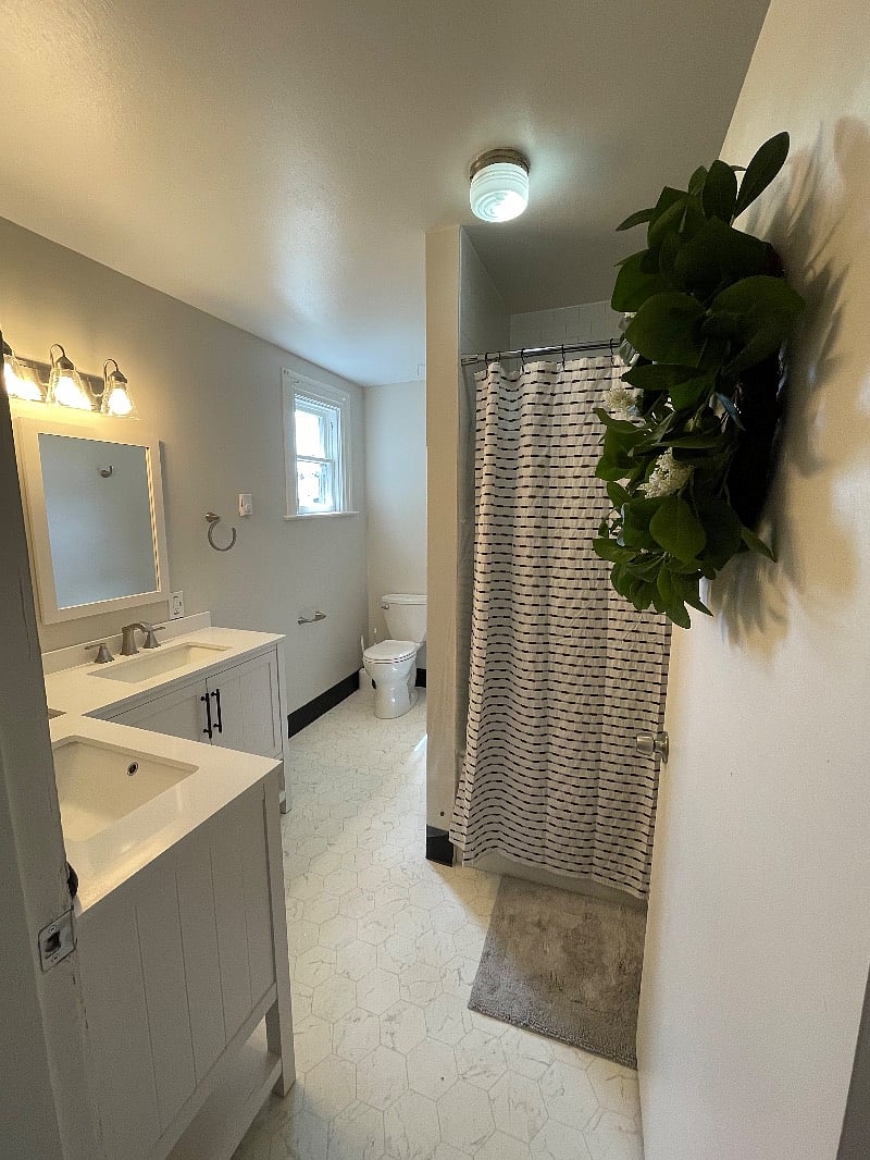 Full bathroom upstairs