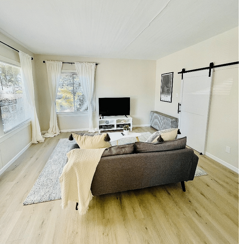 Furnished Finder property 378416_3 photo 12