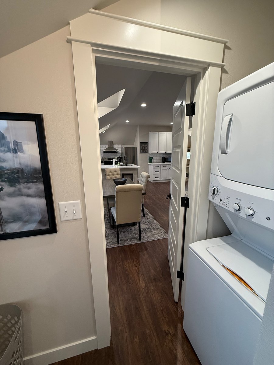 Furnished Finder property 378416_4 photo 6