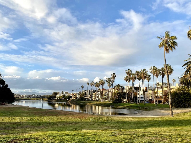 Del Rey Lagoon across the street