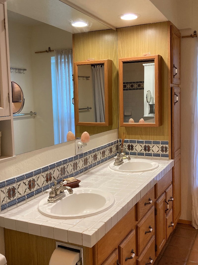 2 sinks with under storage