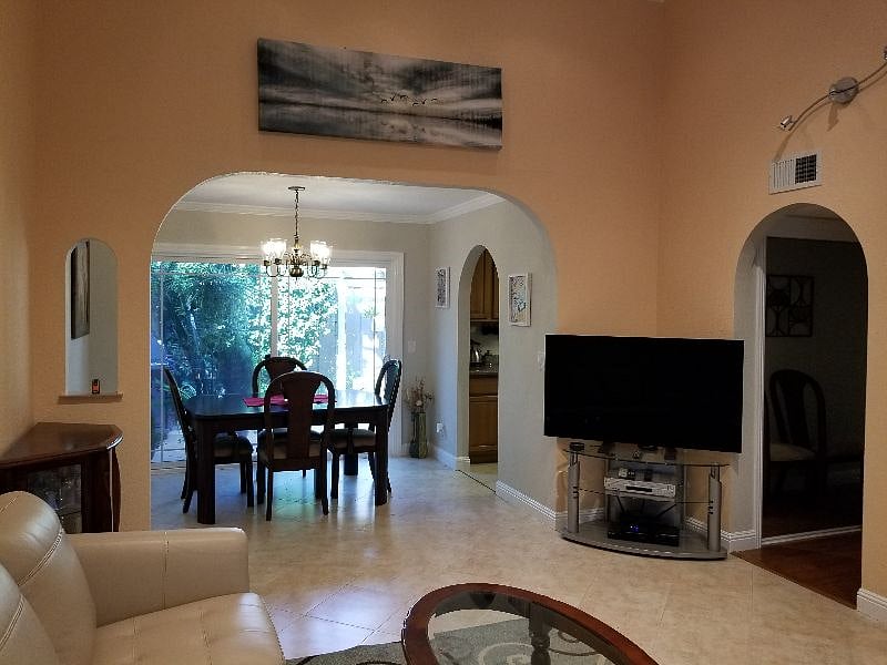 Furnished Finder property 378628_1 photo 8