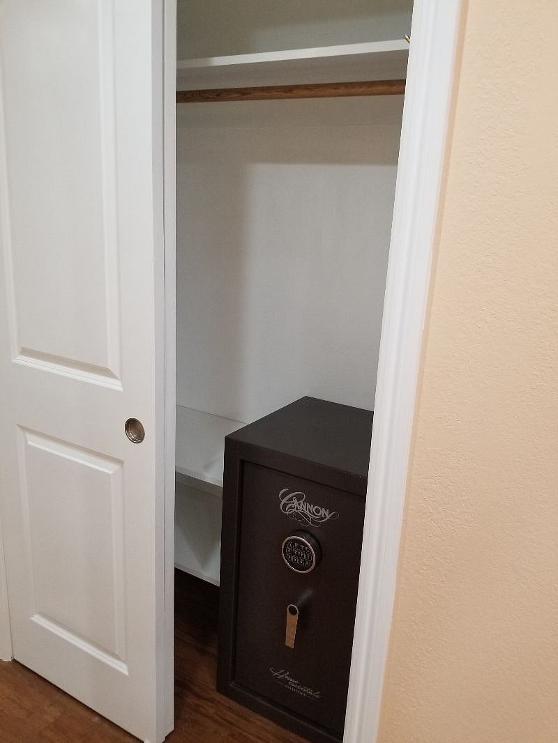 Furnished Finder property 378628_1 photo 21
