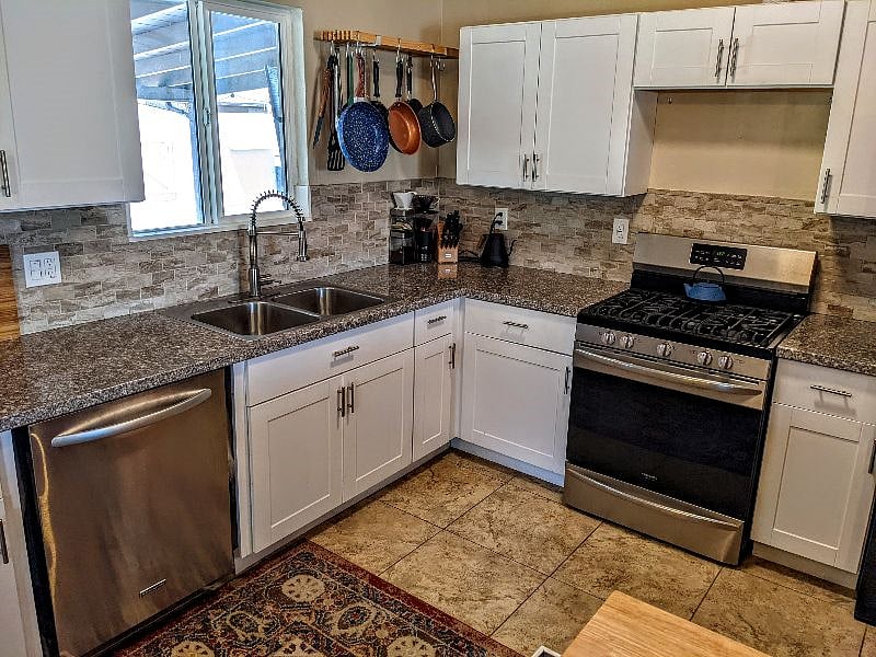 Furnished Finder property 378659_1 photo 8