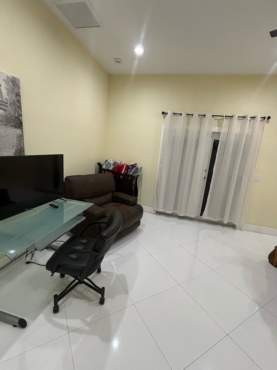 Furnished Finder property 378714_1 photo 14