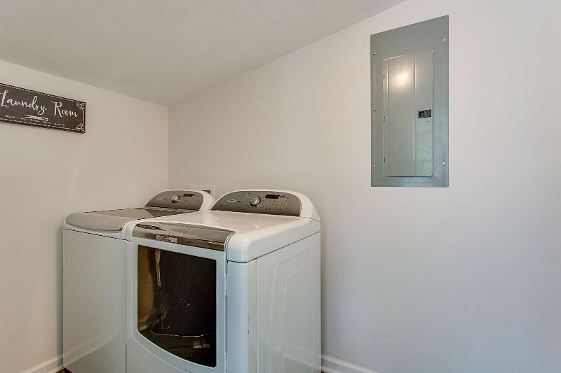 Furnished Finder property 378742_1 photo 14