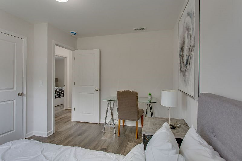 Furnished Finder property 378742_1 photo 22