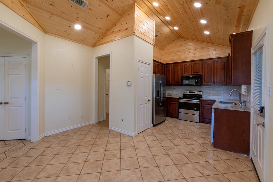 Furnished Finder property 378852_1 photo 7