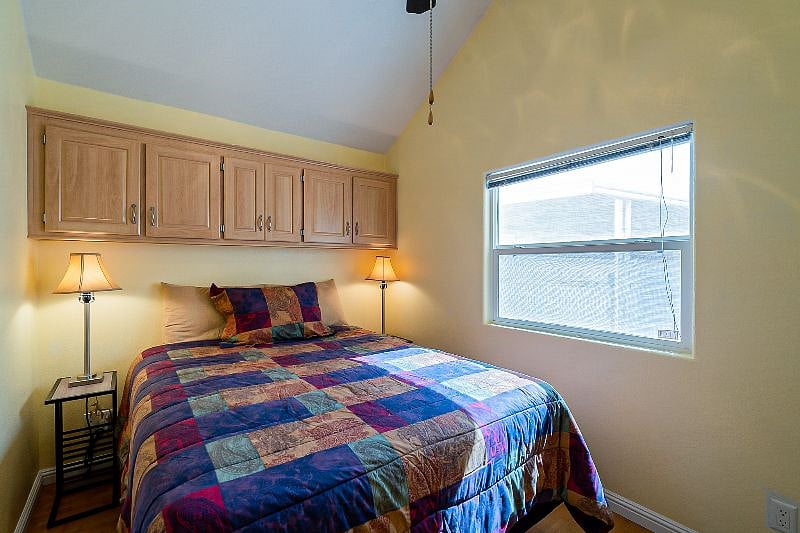 Furnished Finder property 378878_1 photo 11