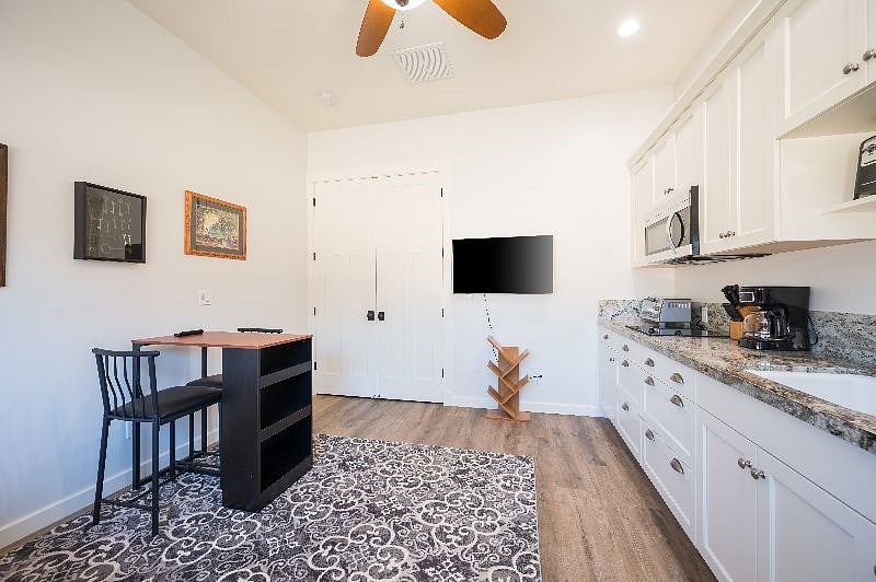 Furnished Finder property 378932_1 photo 9