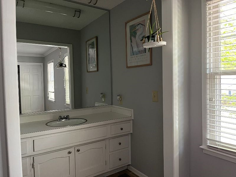 Furnished Finder property 379003_1 photo 11