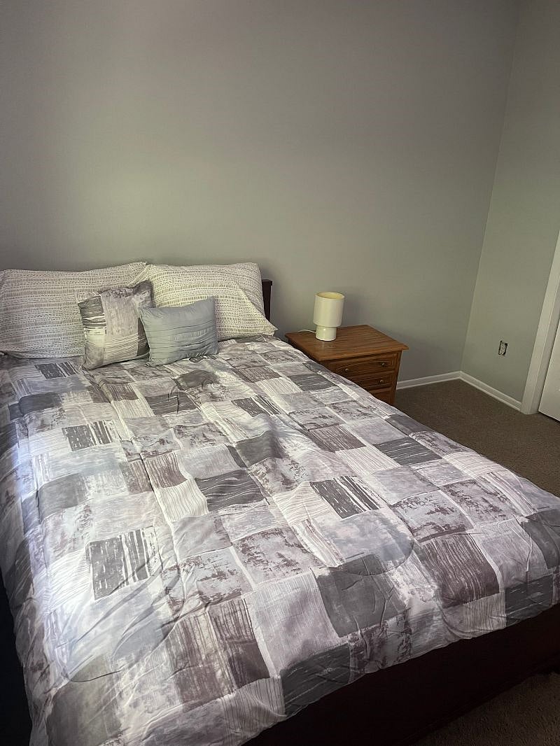 Furnished Finder property 379003_1 photo 24