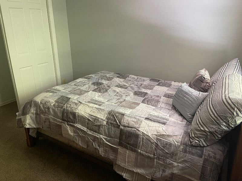 Furnished Finder property 379003_1 photo 16