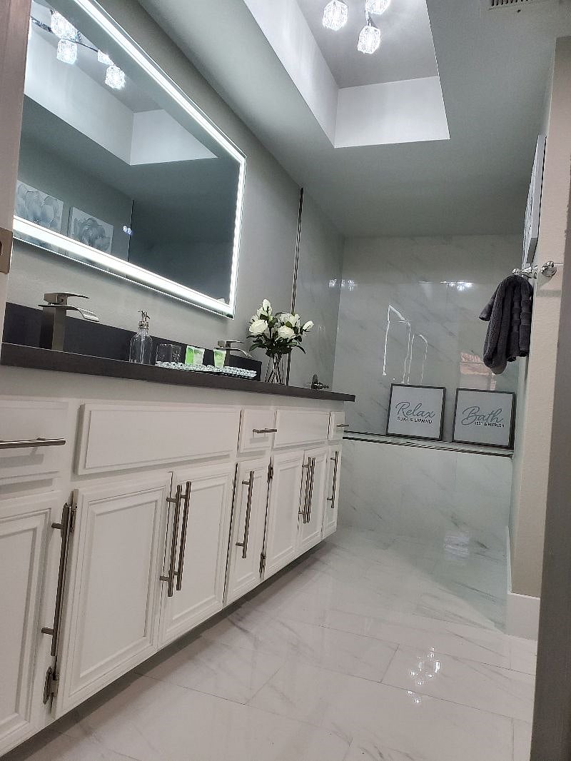 Furnished Finder property 379010_1 photo 11