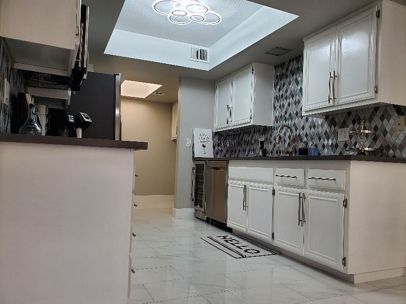 Furnished Finder property 379010_1 photo 4