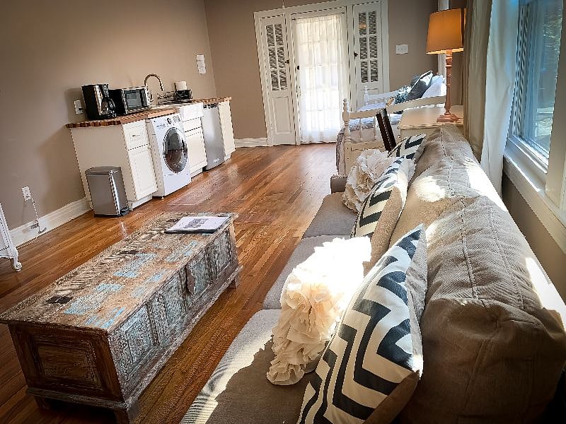 Furnished Finder property 379030_1 photo 10