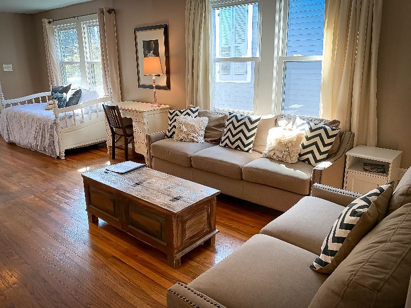 Furnished Finder property 379030_1 photo 11