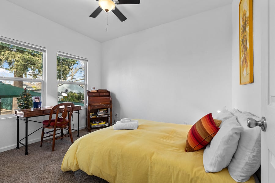 Furnished Finder property 379040_1 photo 18
