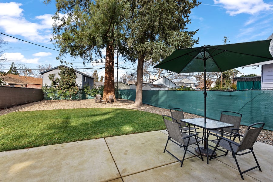 Furnished Finder property 379040_1 photo 22