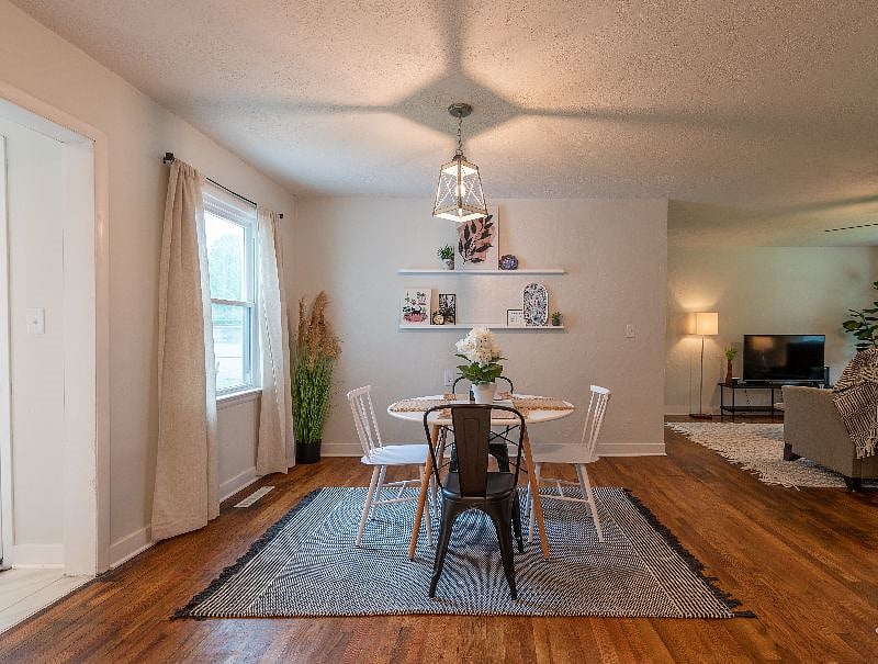 Furnished Finder property 379070_1 photo 10