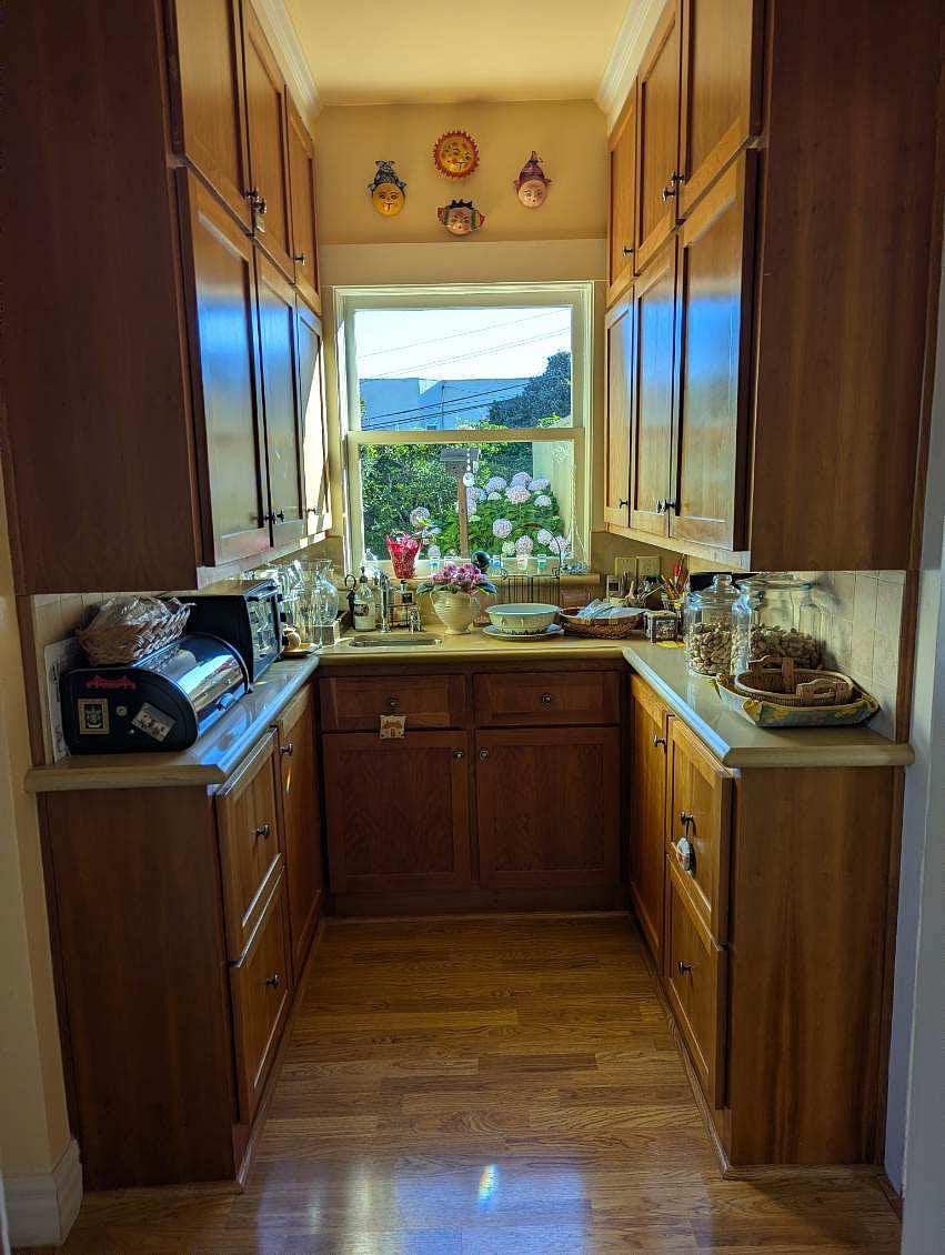 Furnished Finder property 379074_1 photo 12
