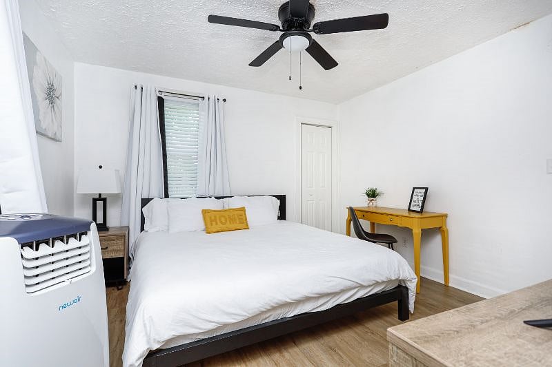 Furnished Finder property 379102_1 photo 13