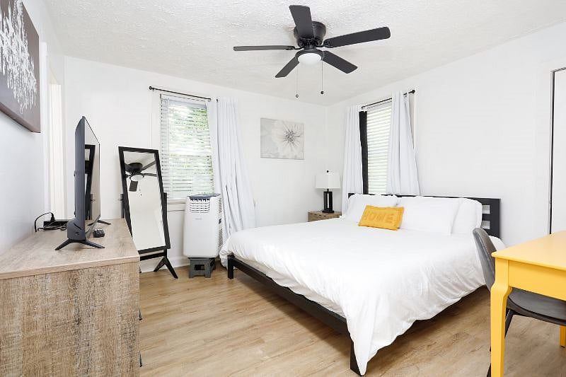 Furnished Finder property 379102_1 photo 14
