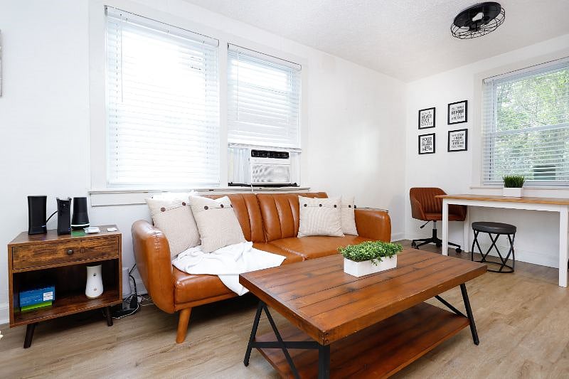 Furnished Finder property 379102_1 photo 10