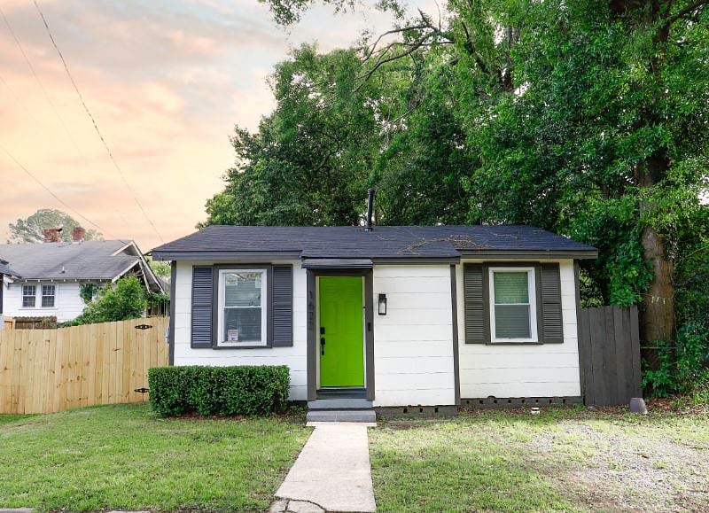 Furnished Finder property 379102_1 photo 1