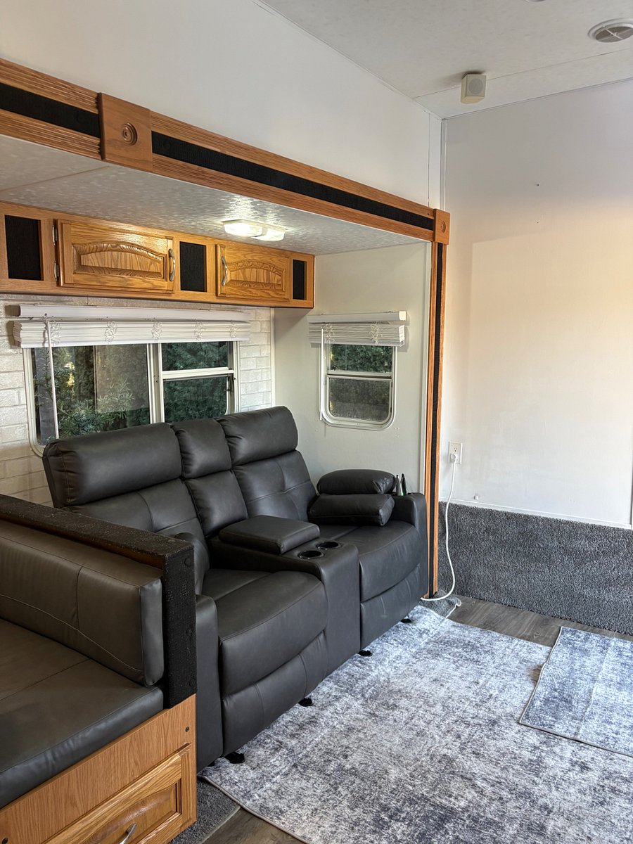 Furnished Finder property 379118_1 photo 4