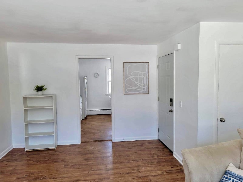 Furnished Finder property 379124_3 photo 3