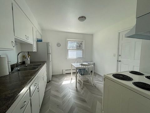 Furnished Finder property 379124_4 photo 3