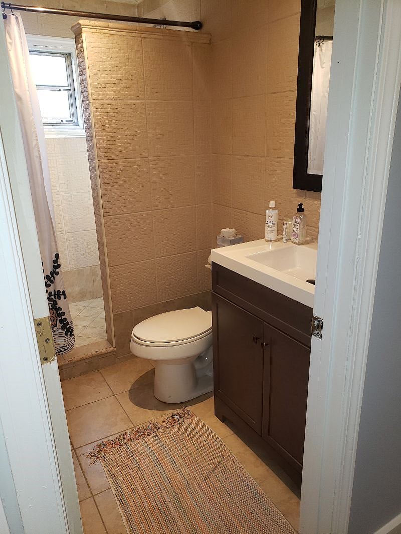 Furnished Finder property 379142_1 photo 6