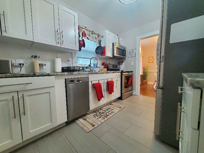 Furnished Finder property 379147_1 photo 6
